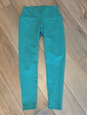 Like New! Alo Leggings SZ Sm